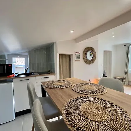 F2 *la Treille* Centre Historique Fd 3p Clermont-Ferrand